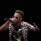 Muwa Emma ft Dpass Rhymes, Dj Pius - Vibrate - Dj Pius Ft Muwa Emma , Dpass Rhymes