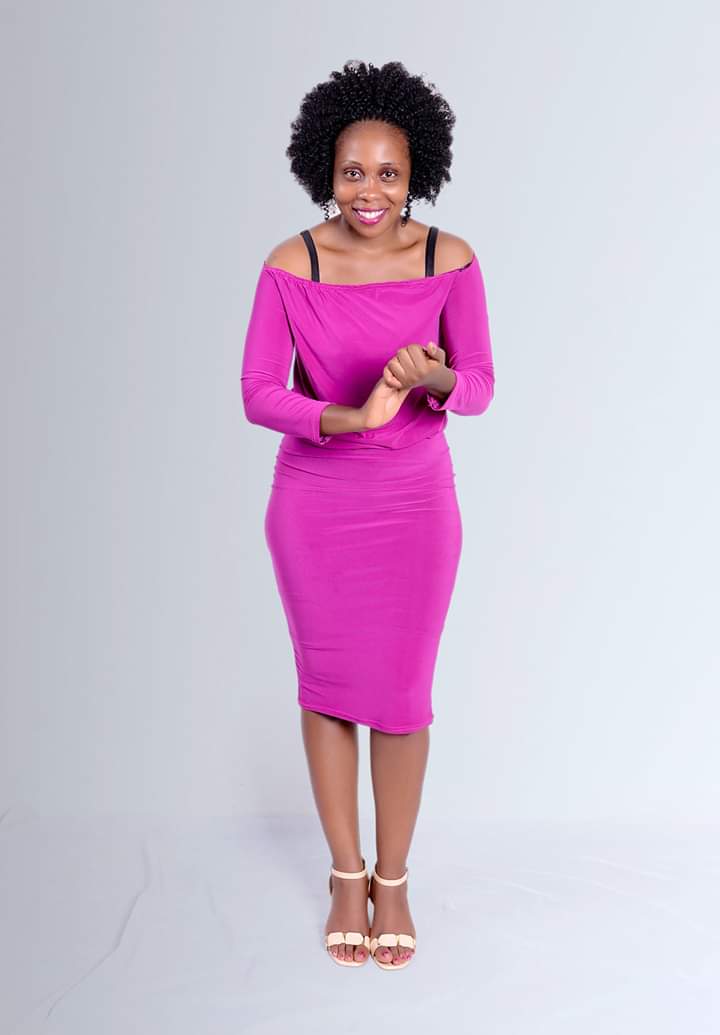 Ye ng'olabye - Julie Deborah